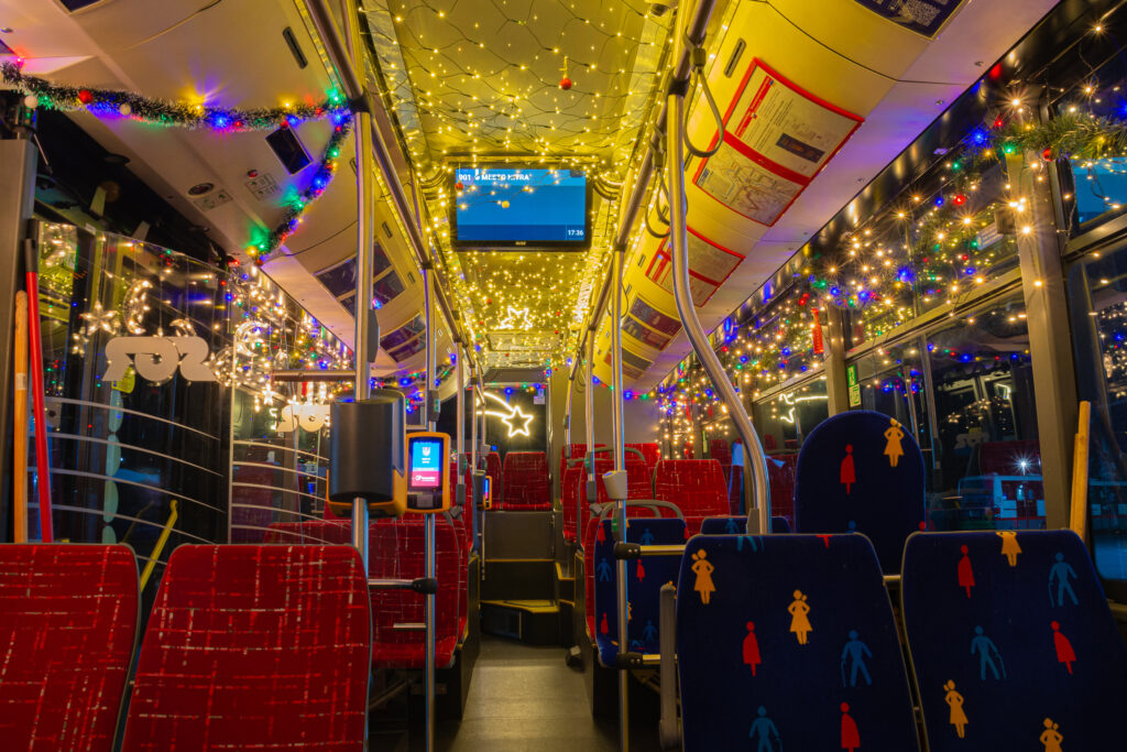 Vianočný autobus na linkách MHD v Nitre